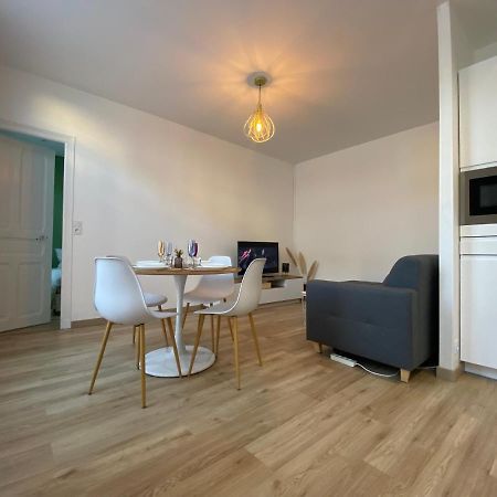 Appartement Luxueux Renove Avec Balcon & Garage ทรัวส์ ภายนอก รูปภาพ